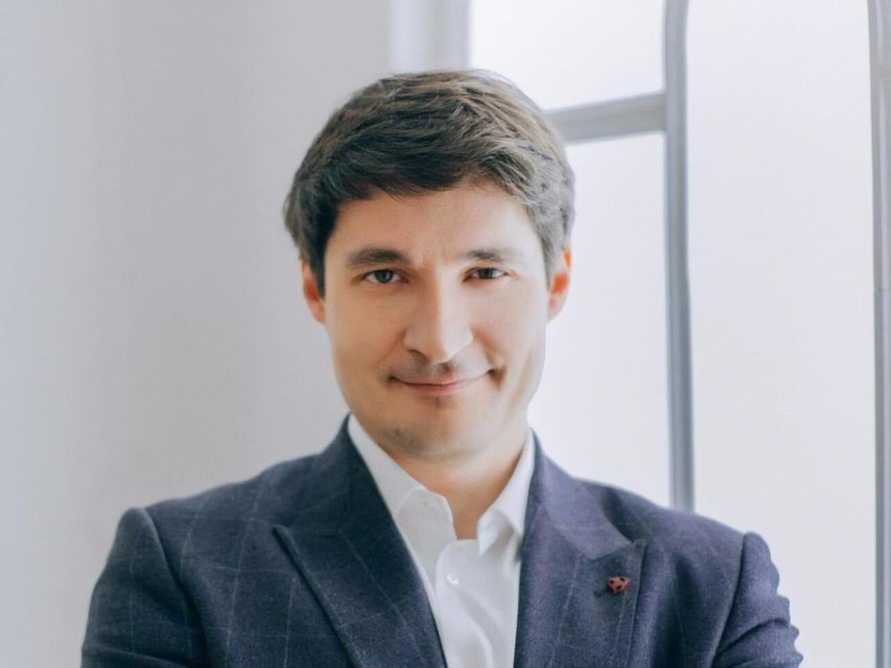 Виктор Таран: До 2014 года Южмаш худо-бедно существовал на российских заказах. Теперь же в рабочих цехах звенит гнетущая тишина, а люди сидят без зарплат