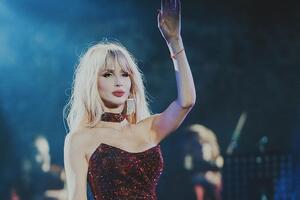 Loboda: Танцуй, пока молодой