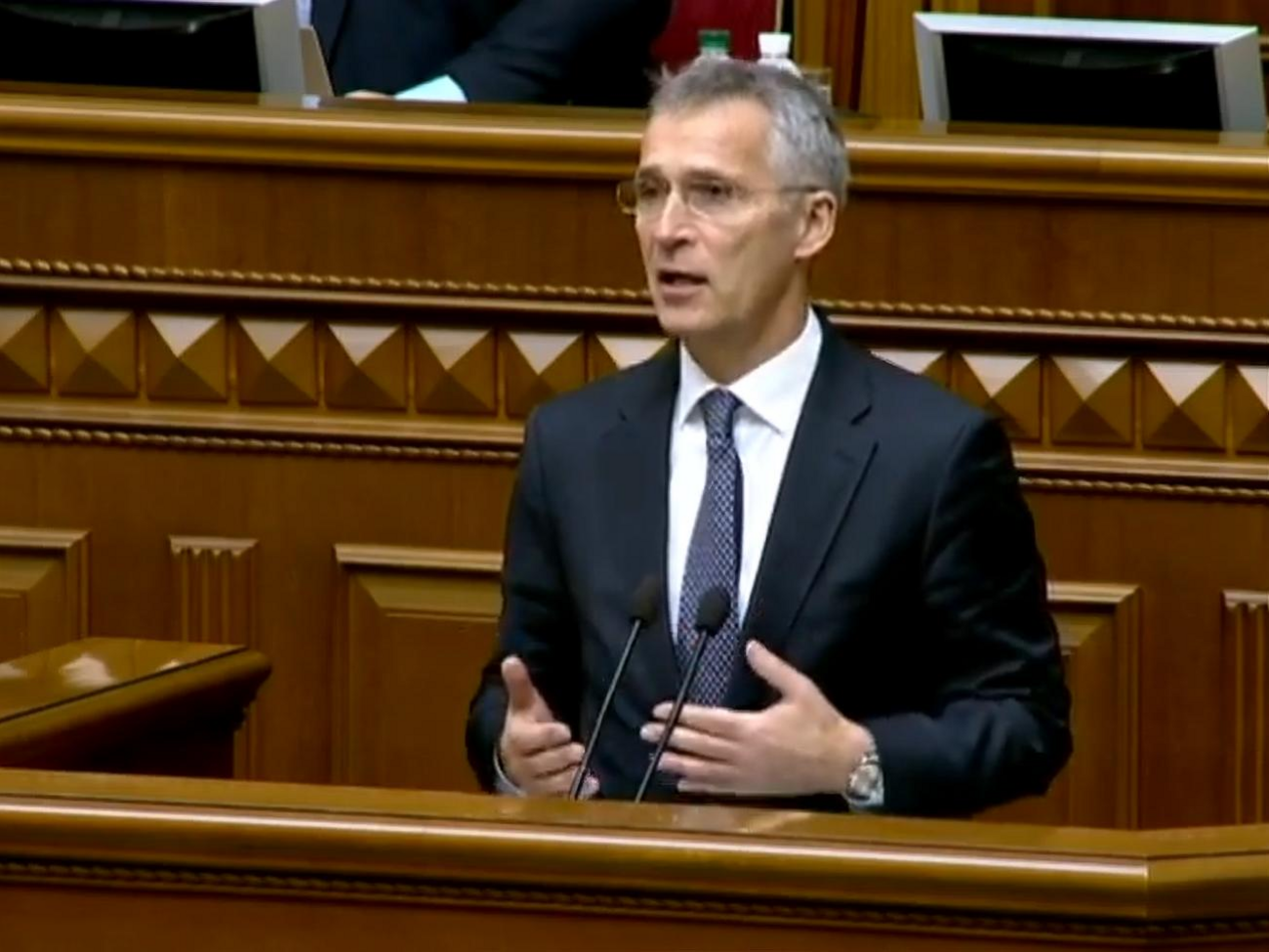 Столтенберг выступил в Раде 31 октября