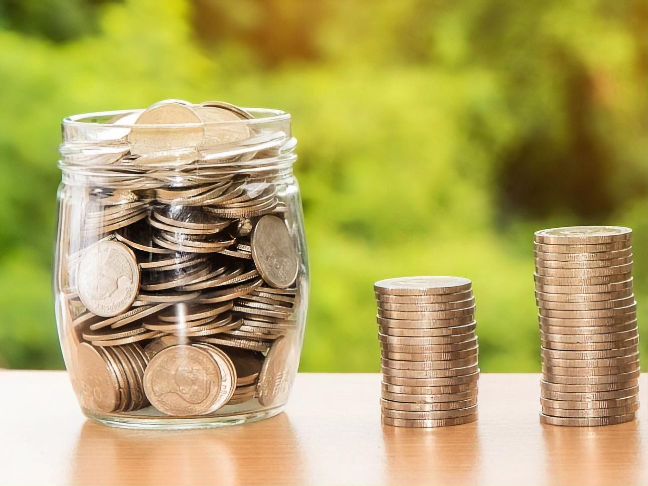 Дані щодо середньої зарплати від Держстату та щодо вакансій сайта jobs.ua виявилися різними