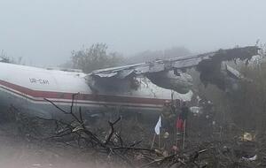 Самолет сел в 1,5 км от взлетно-посадочной полосы