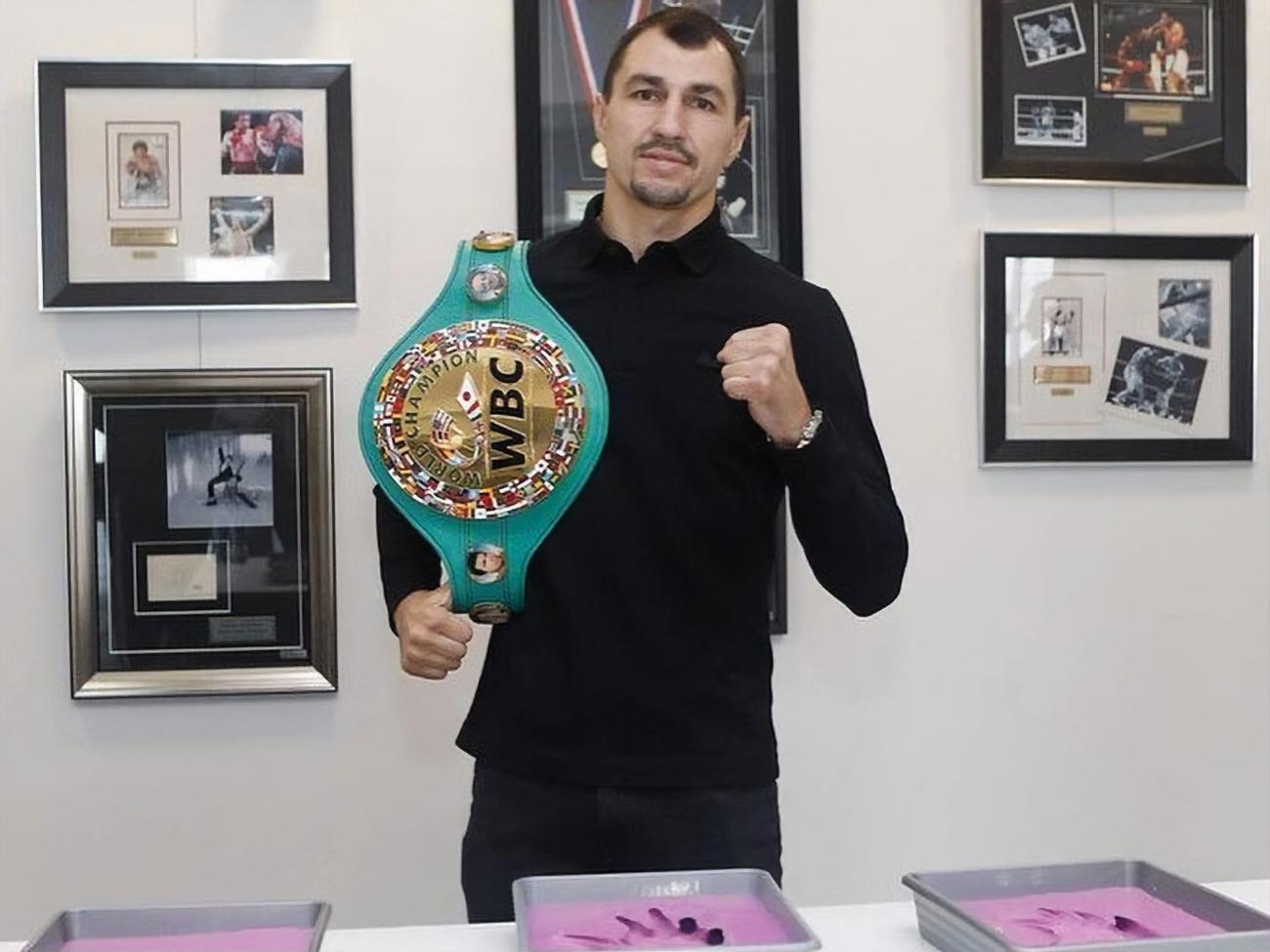 Постол уже володів поясом за версією WBC