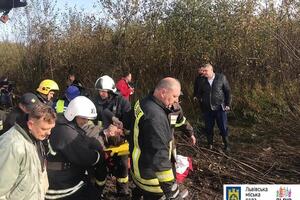 Самолет совершил экстренную посадку сегодня утром