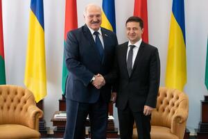Лукашенко приїхав у Житомир для участі у форумі регіонів на запрошення Зеленського