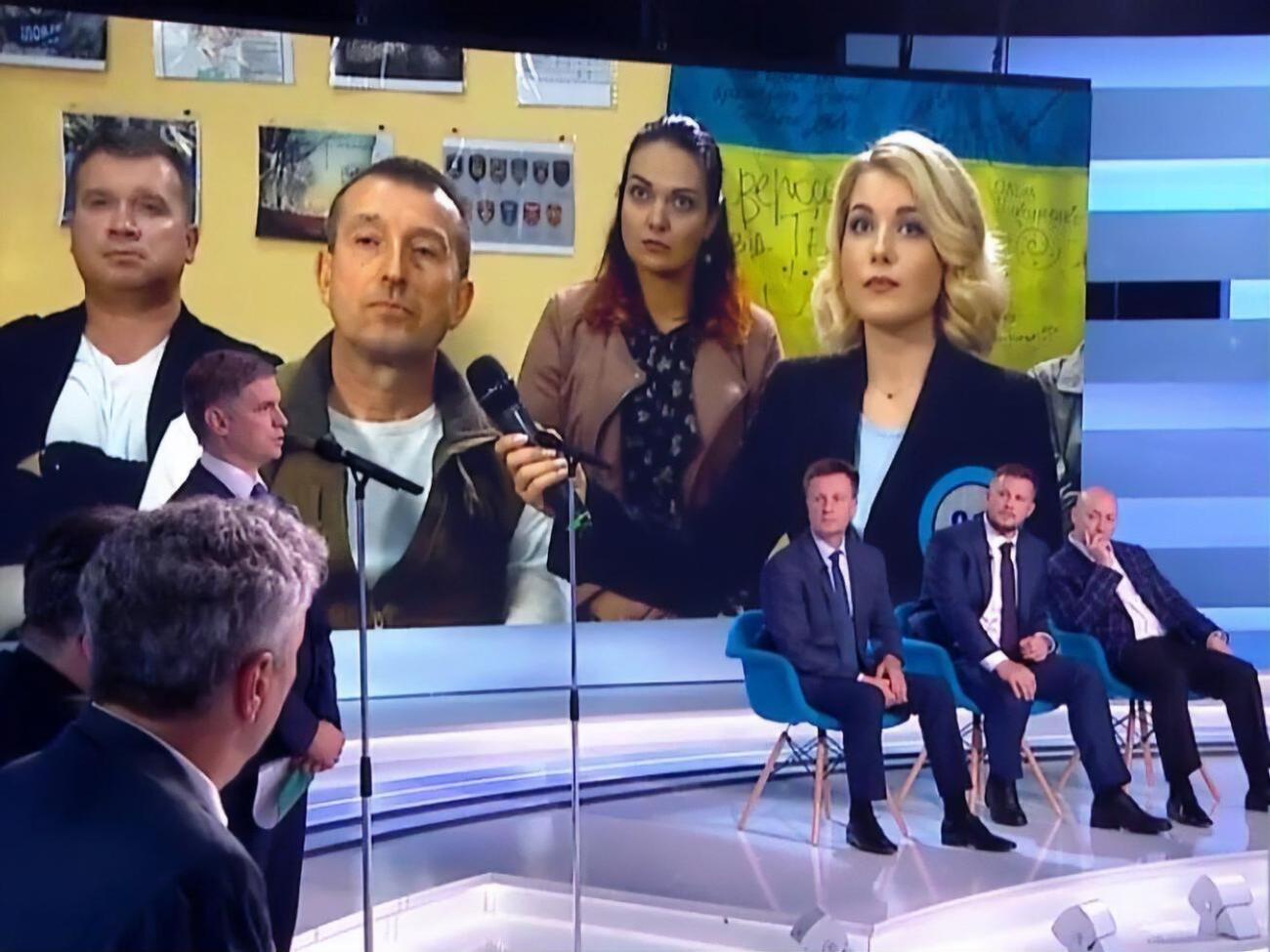 Пристайко (у микрофона):&nbsp;В этом мире больше нет никого, кто встанет за нас и кто нам поможет