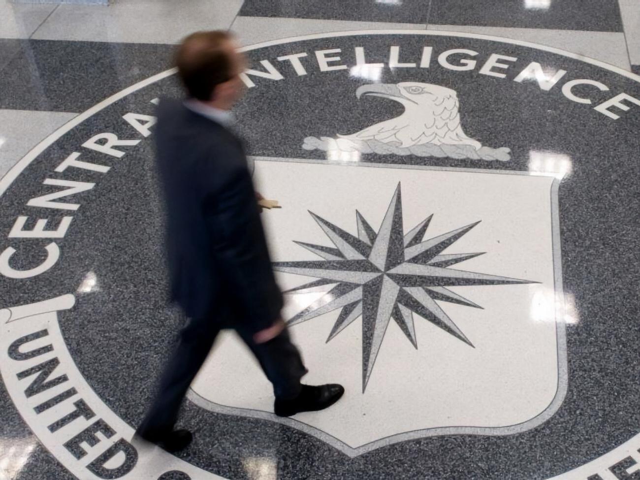 Костив&nbsp;в том числе занимал должность вице-президента по международным правительственным делам