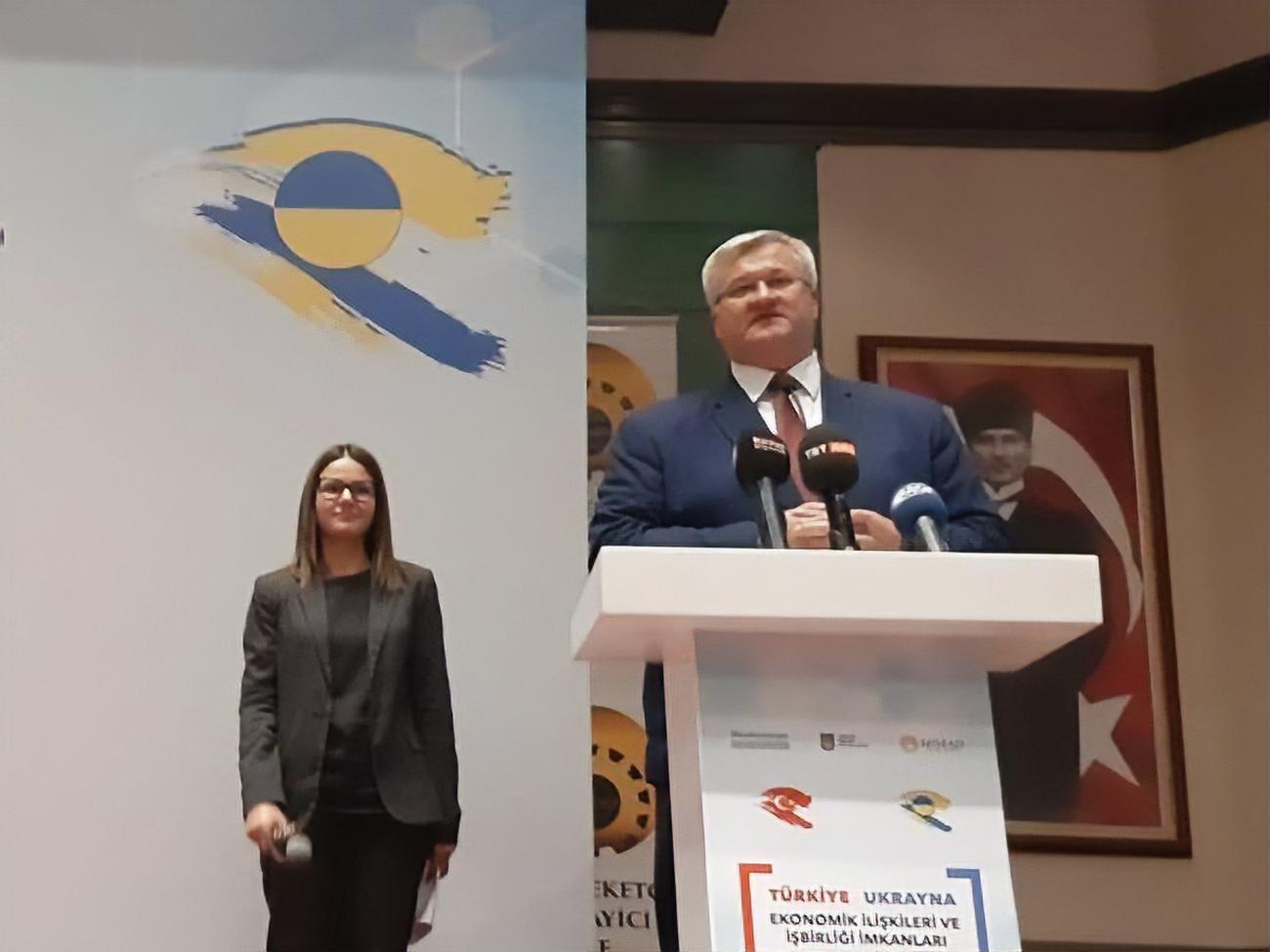 Сибіга: Надавши майданчик для "кримського економічного форуму", готель Polat Renaissance Hotel солідаризувався з російським окупантом