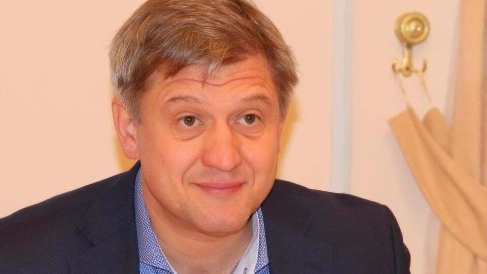 Данилюк: Если нет уважения к депутатам, то если и начнешь двигаться быстро, очень скоро ударишься об стенку головой