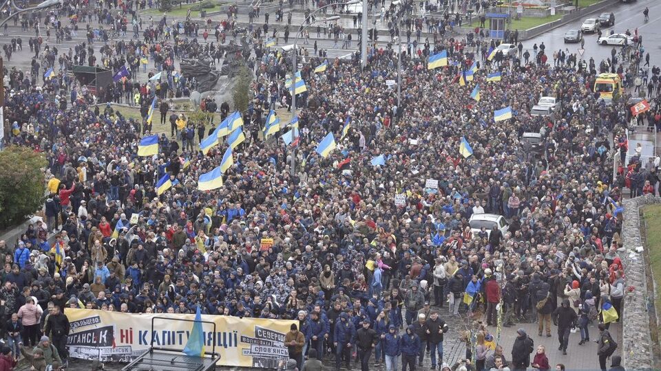 В Киеве протестовали против "формулы Штайнмайера". Фоторепортаж