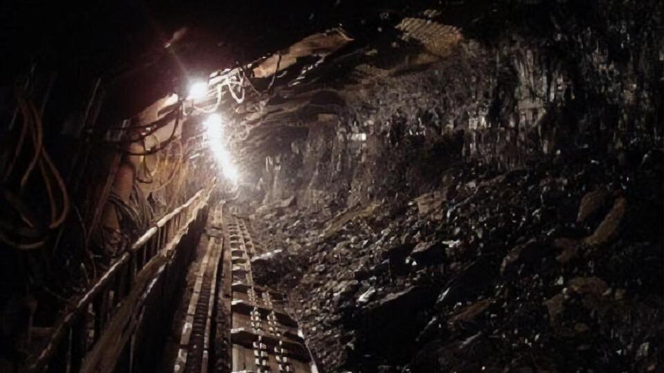 Загоряння в шахті виникло на горизонті 1026 м