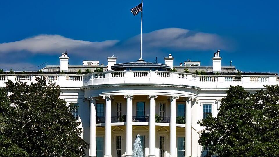 У Білому домі заявили, що США не будуть утримувати полонених бойовиків "Ісламської держави", оскільки це може затягнутися на роки й потребуватиме витрат американських платників податків