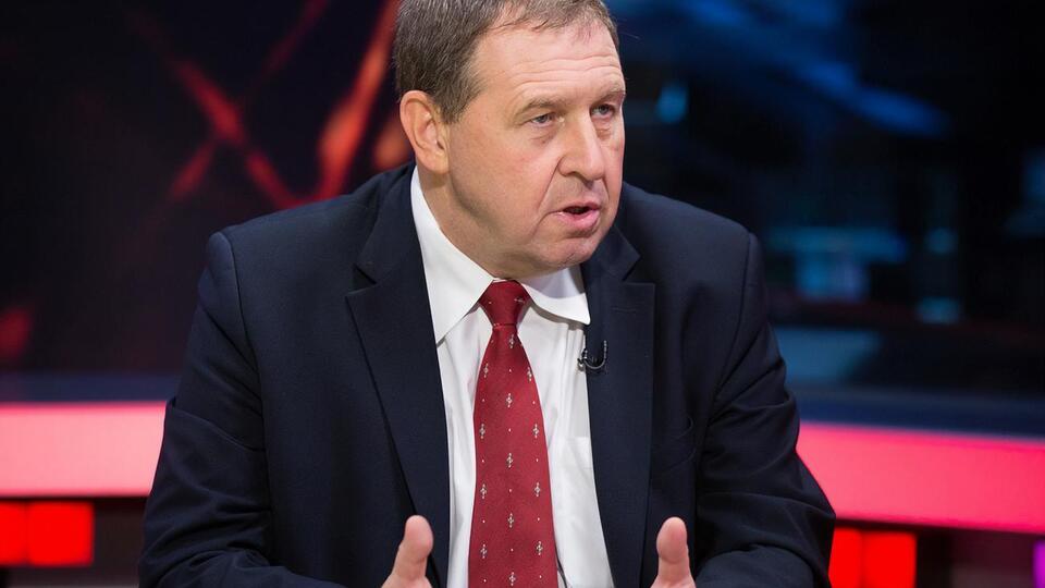 Андрей Илларионов: "Формула Штайнмайера" недвусмысленно устанавливает, что Верховная Рада лишь одобряет текст закона о местных выборах, разработанного с участием представителей ОРДЛО