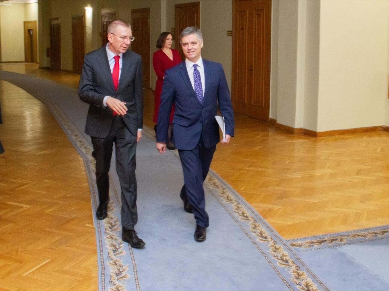 Пристайко провів брифінг зі своїм латвійським колегою Рінкевичсом