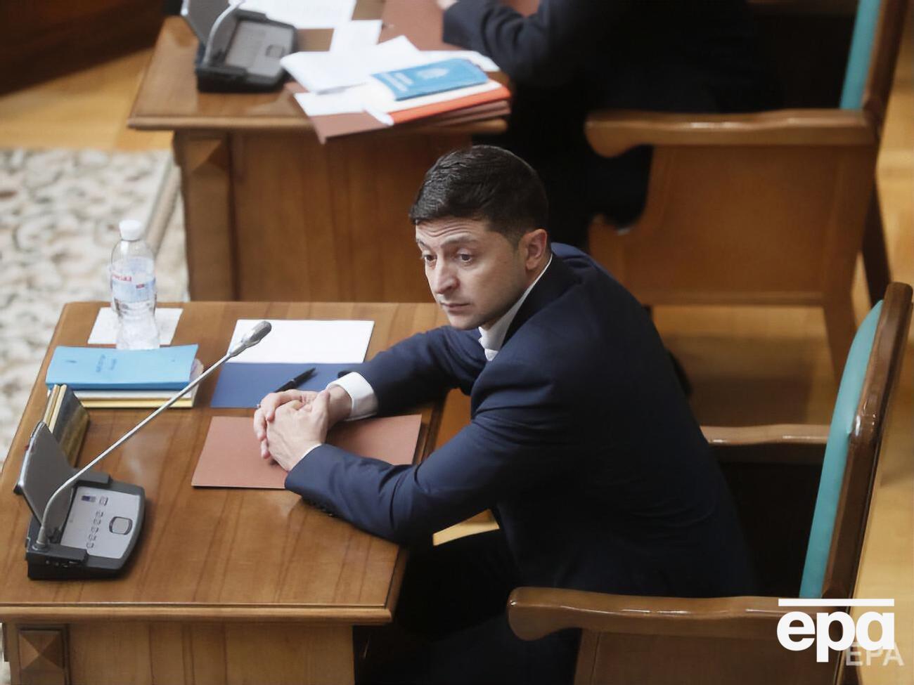 Зеленський (на фото) ввів Смілянського до складу наглядової ради "за згодою"