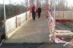 У Станиці Луганській спорудили тимчасовий перехід