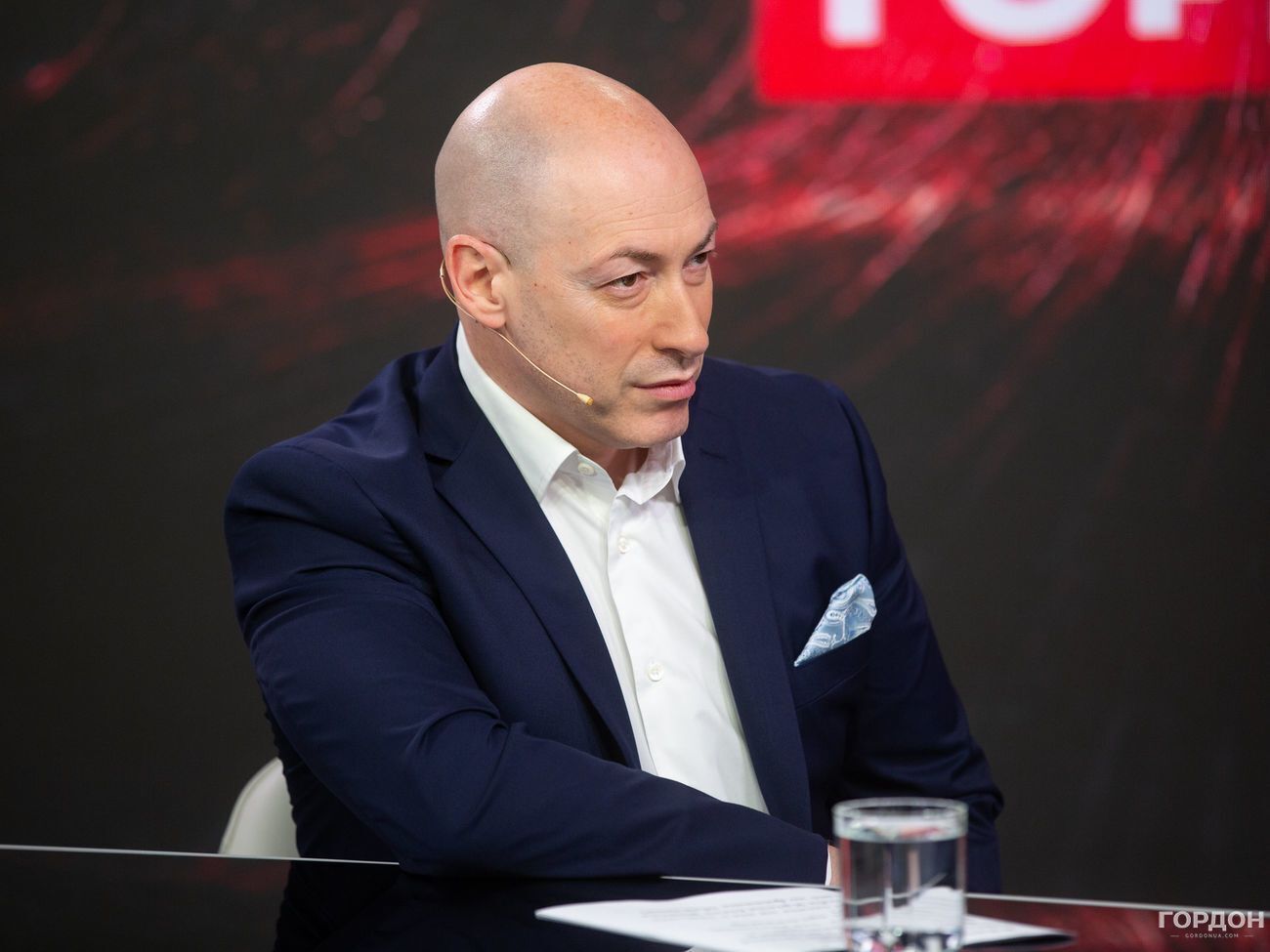 Соловьев, наши пацаны погибли от рук тех, кто после твоих сраных программ пошел их убивать