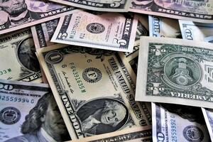 НБУ встановив курс валют на 8 жовтня