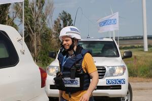 СММ ОБСЄ є неозброєною цивільною місією, яка спостерігає за ситуацією в усіх регіонах України
