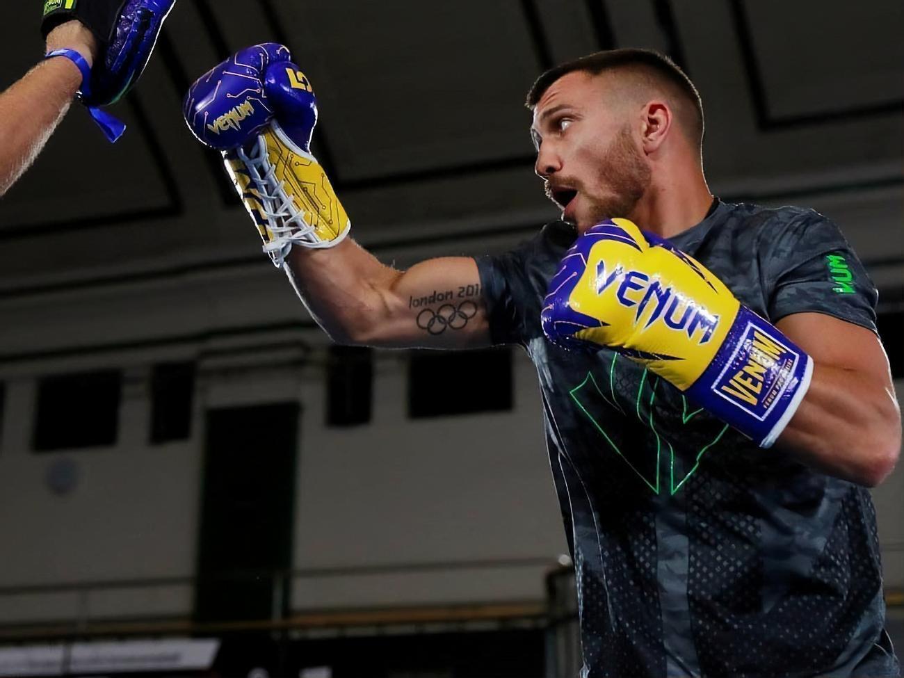 Ломаченку бракує одного чемпіонського пояса для звання абсолютного чемпіона світу