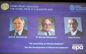 Розробленням батареї вчені займалися із 70-х років