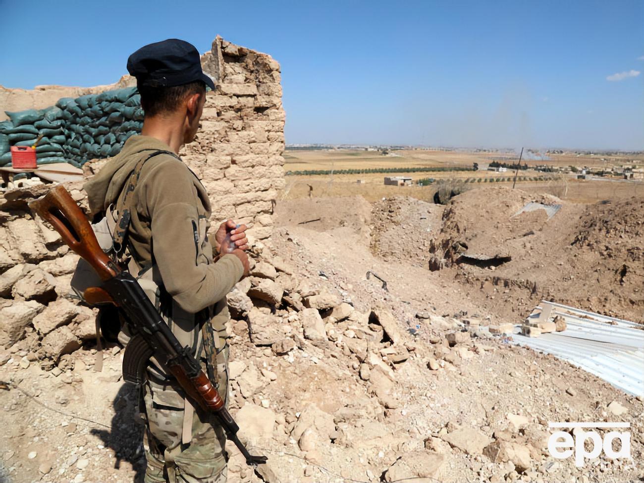 Турецкие войска начали пересекать границу с Сирией