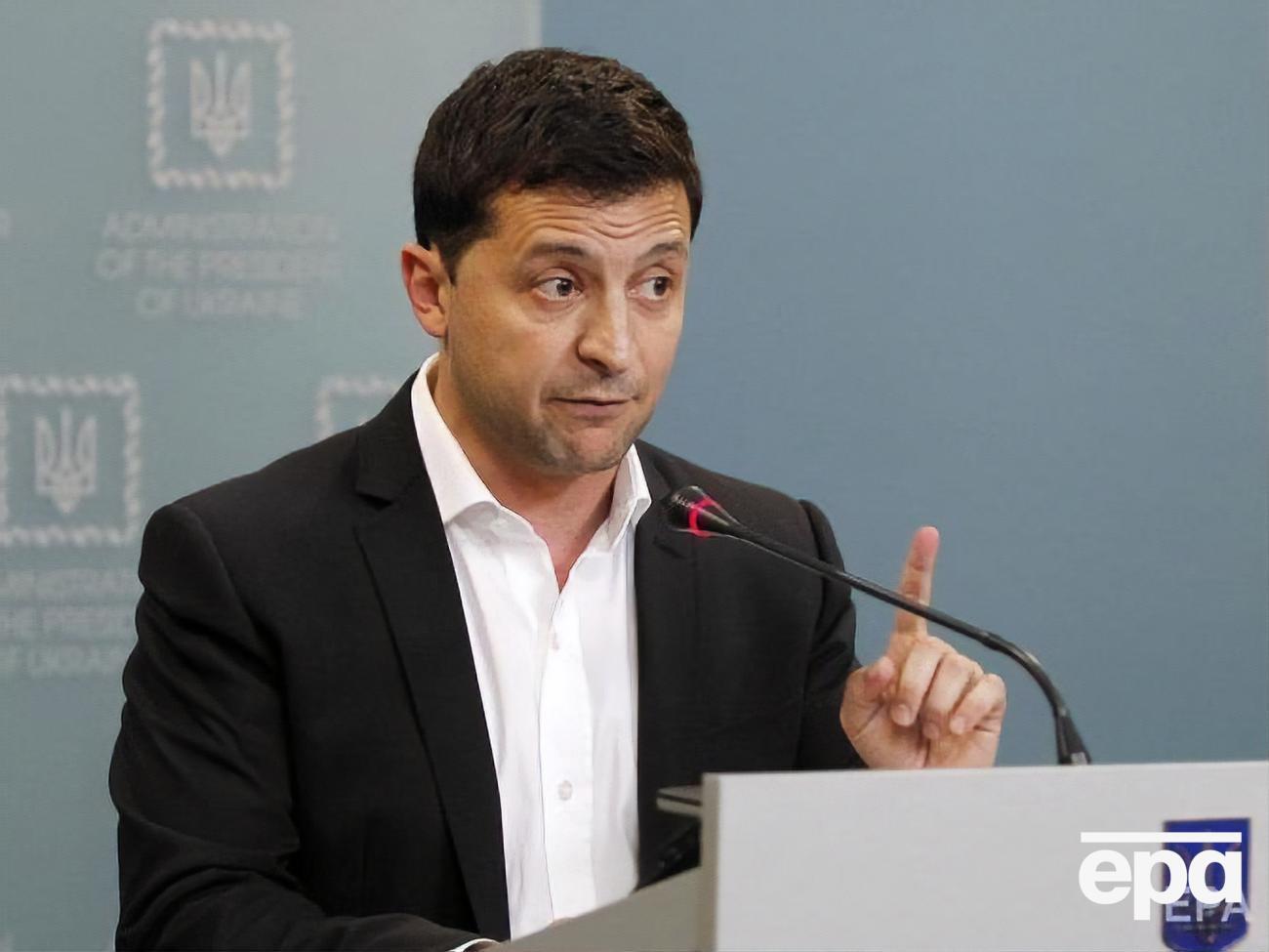 Зеленский будет общаться с журналистами в четверг