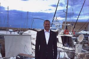 Сопель является руководителем хоростковского регионального структурного подразделения ООО "Агробизнес", которое занимается производством хлебобулочной продукции