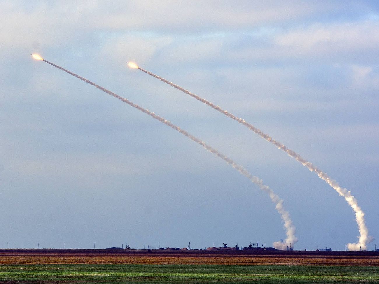 Боевые стрельбы проходят в Херсонской области