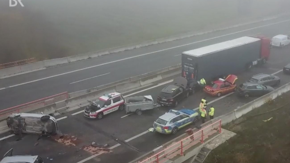 В Германии из-за тумана и гололеда произошло массовое ДТП