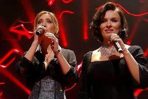 Вінницька (на фото зліва) і Мейхер виконали композицію "Я не вернусь"