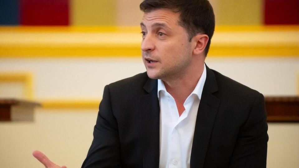 Зеленский поручил Кабмину разработать ряд законопроектов