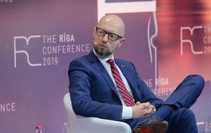 Яценюк выиграл суды по искам о защите чести, достоинства и деловой репутации