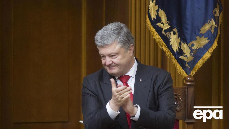 Порошенко не з'явився на допит 18-й раз