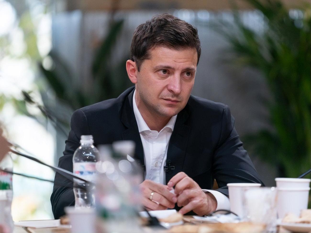 Уровень доверия к Зеленскому изменился