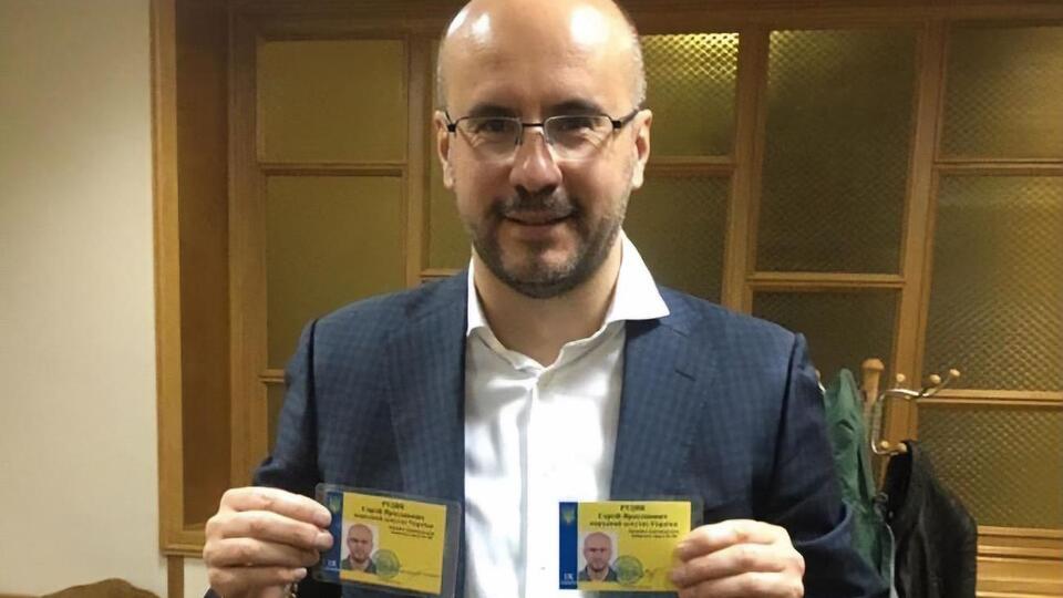 Рудык получил новое временное удостоверение нардепа