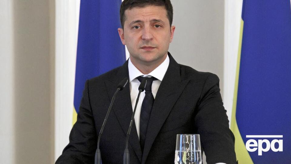 Зеленский назвал одним из приоритетных заданий продолжение реформ в банковском секторе