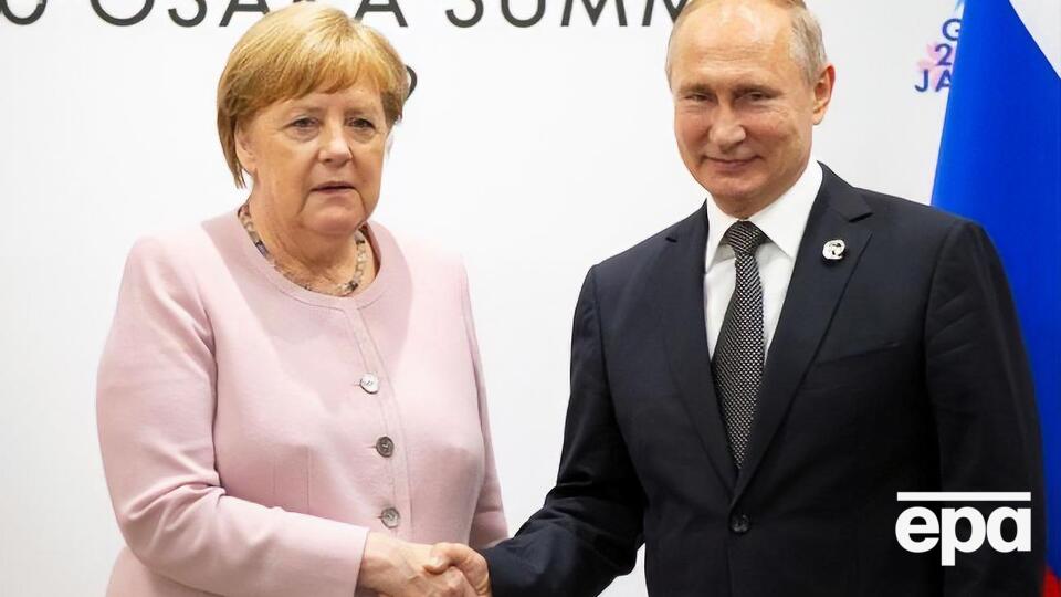 Меркель і Путін провели телефонну розмову 11 листопада