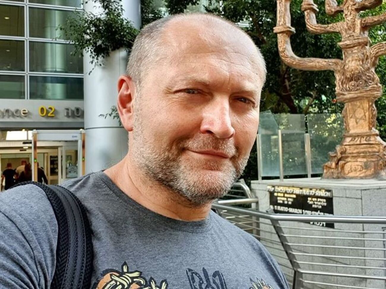 Генералу Марченко было известно, что его хотят арестовать, но он не заболел, не имитировал слабоумие, а пришел в суд