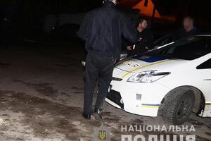 Полицию на место происшествия вызвал сосед пострадавшего