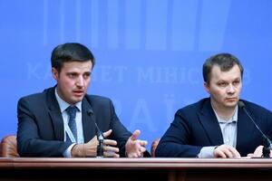 Высоцкий (слева): Вот цена ограничений, когда только украинцы покупают