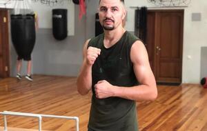 Постол проведе наступний бій за два чемпіонські пояси