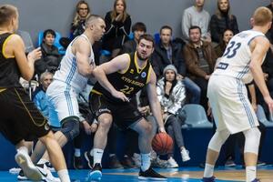 "Дніпро" переміг "Київ-Баскет" із різницею у три очки