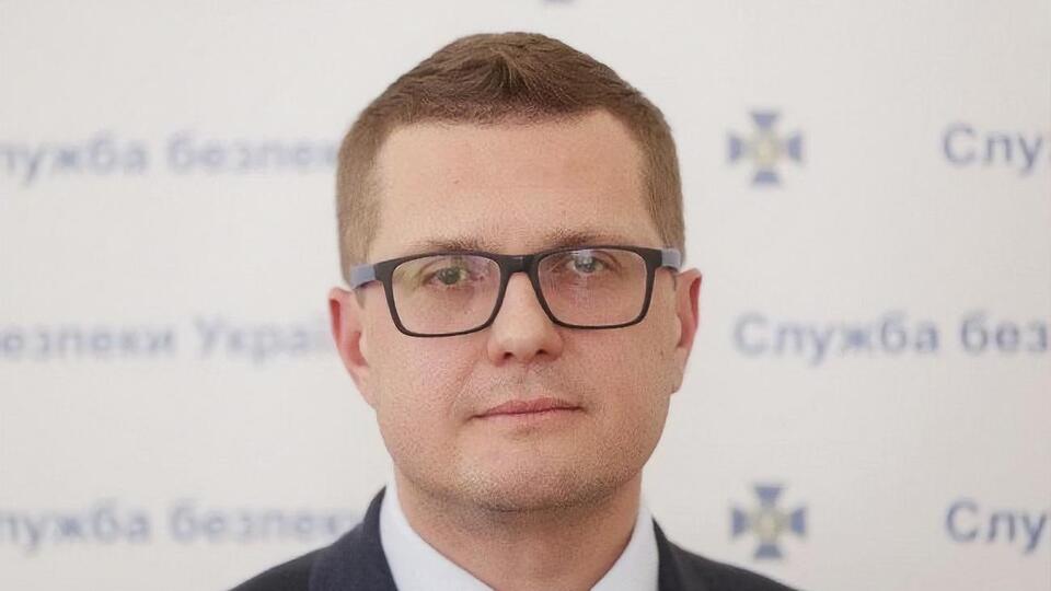 Баканов: С точки зрения физики: это какой силы должен быть удар, чтобы выбить зуб!
