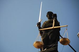 ВАКС избрал меру пресечения четверым фигурантам дела "VAB Банка"