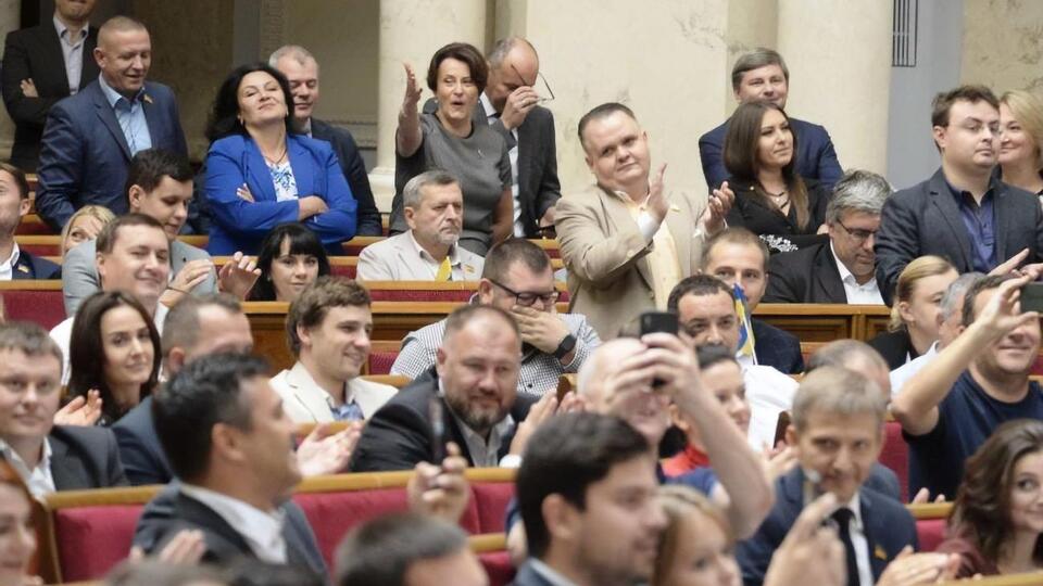 Рада 12 ноября поддержала в первом чтении законопроект №2172