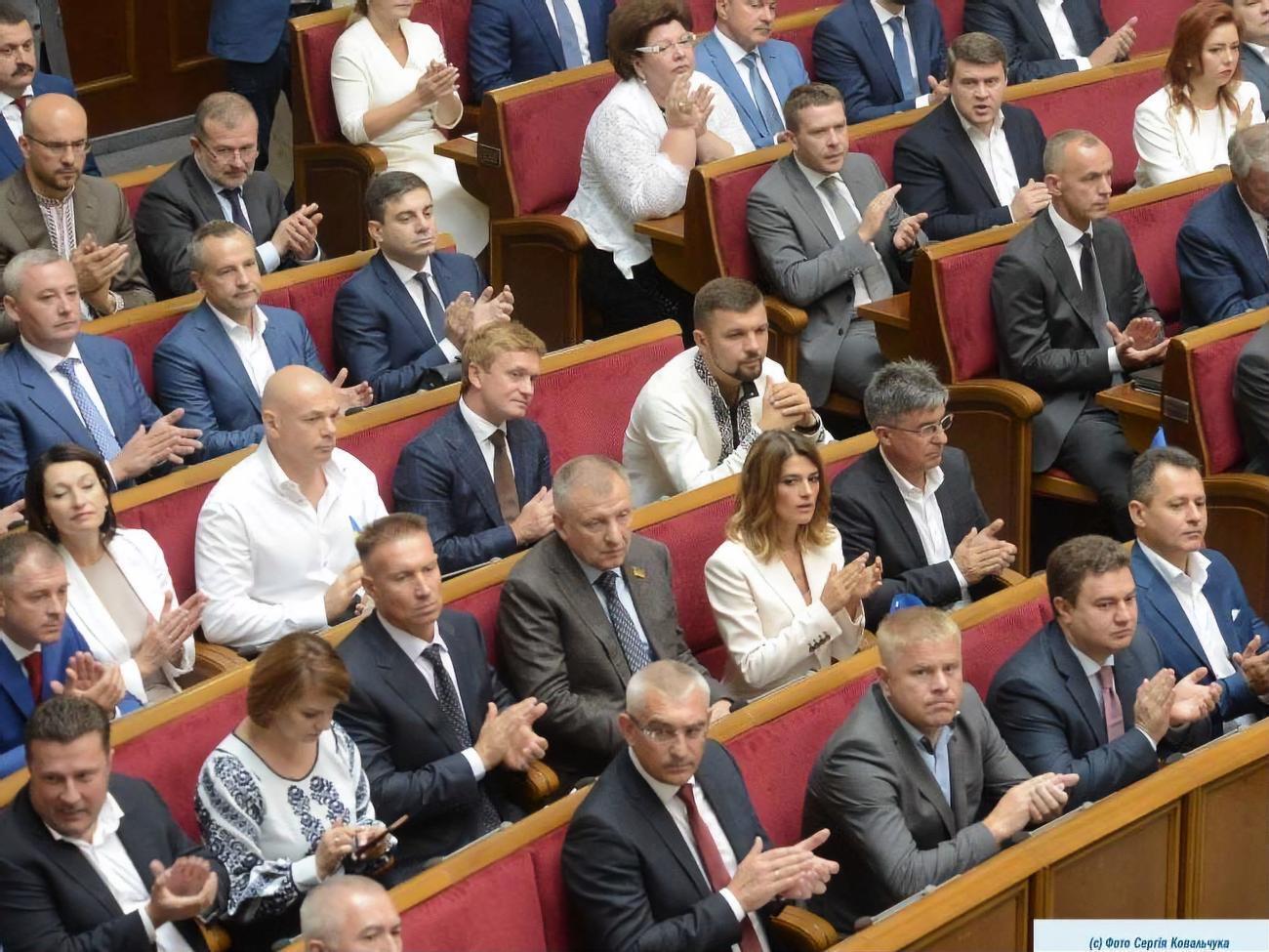 Проєкт закону про держбюджет на 2020 рік подали&nbsp;до парламенту 15 жовтня й ухвалили в першому читанні 18 жовтня, 14 листопада його затвердили в цілому