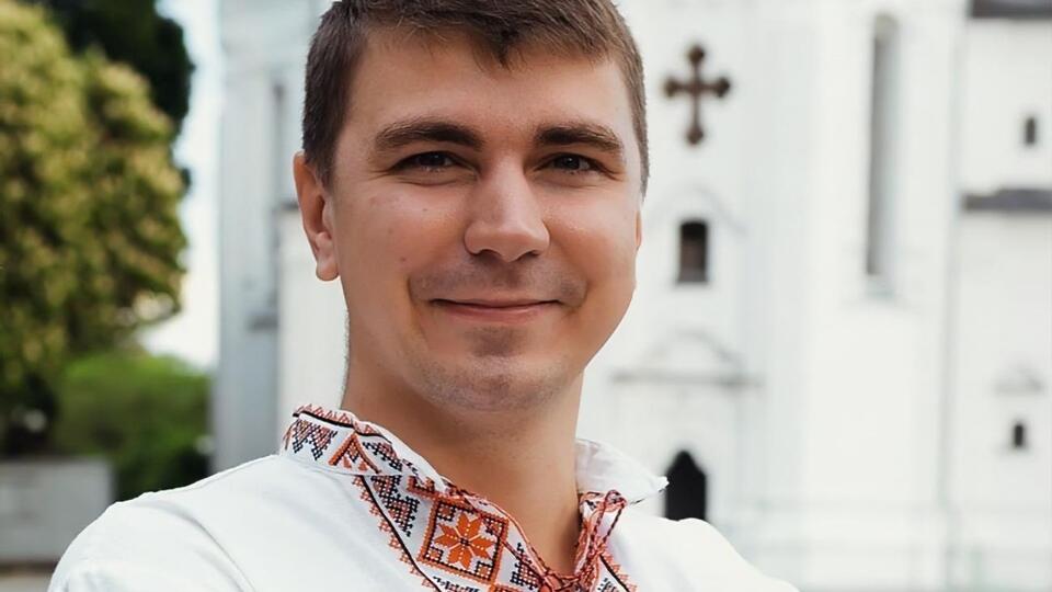 Поляков сказал, что пока планирует быть внефракционным нардепом