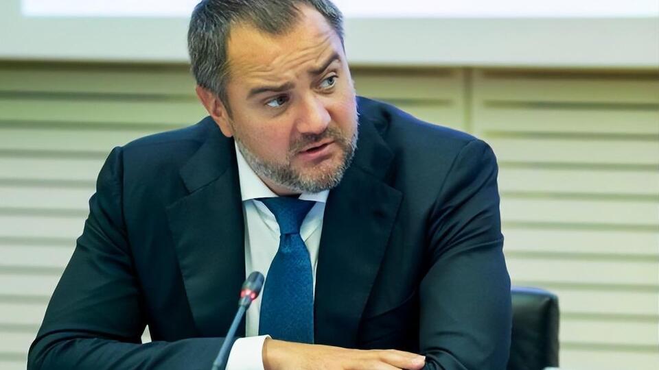 Решение о создании ВСК по расследованию возможной коррупции Павелко поддержали 260 парламентариев