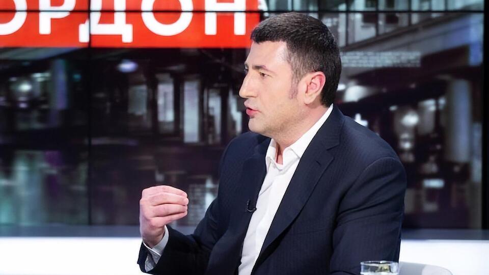 Бахматюк: Учора було 10 млрд грн, сьогодні вже 30 млрд грн, а завтра буде 40 або 50 млрд. Це якась істерика з боку Нацбанку