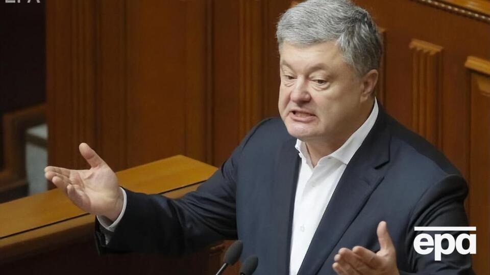В январе 2016 года Петр Порошенко передал свою долю в корпорации Roshen в управление слепому трасту компании Rothschild Trust